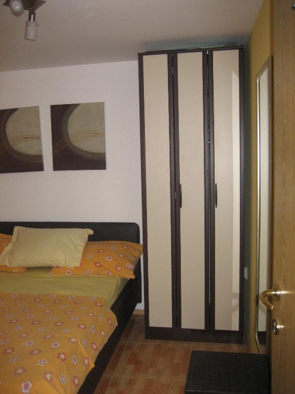 Split Central Guesthouse Værelse billede